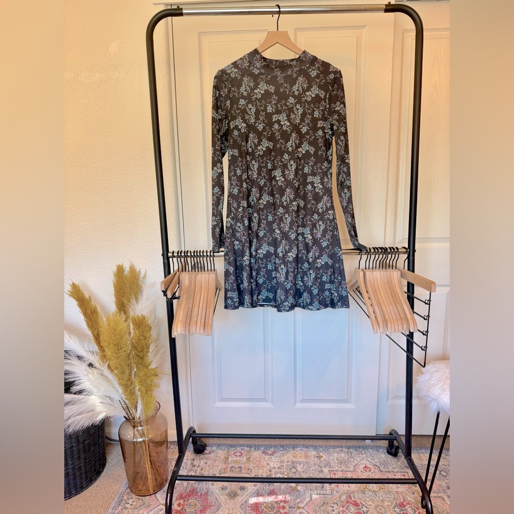 Xhilaration gray/black large dress